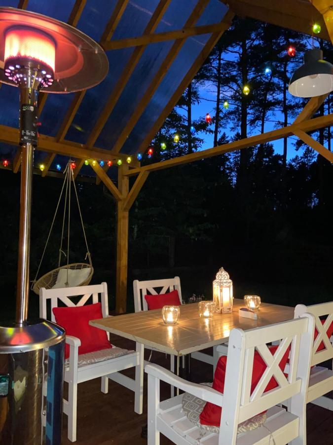 Forest House With Outdoor Hot Tub Jūrkalne المظهر الخارجي الصورة